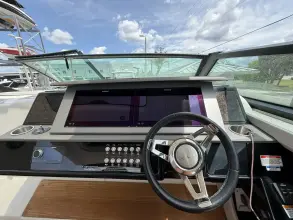 Thumbnail von Sea Ray SLX 400 Outboard