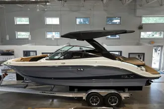 Thumbnail von Sea Ray SLX 260