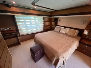 Thumbnail von Ferretti Yachts 731 AMIA