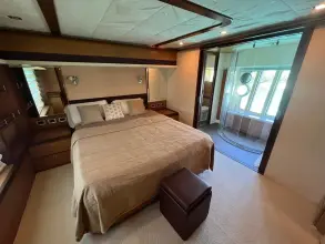 Thumbnail von Ferretti Yachts 731 AMIA