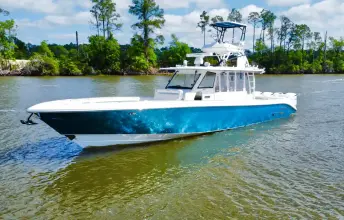 Everglades 435 CC