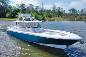 Thumbnail von Everglades 435 CC