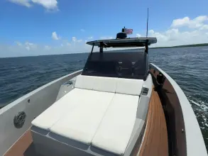 Thumbnail von De Antonio Yachts D42