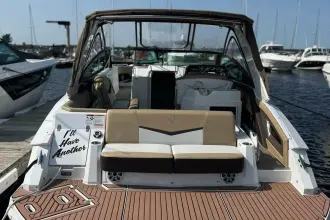 Thumbnail von Cruisers Yachts 338 SS