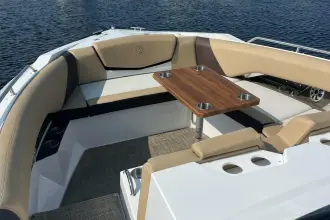 Thumbnail von Cruisers Yachts 338 SS