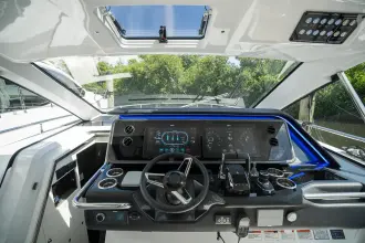 Thumbnail von Azimut 50