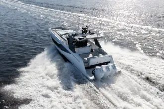 Thumbnail von Azimut 50