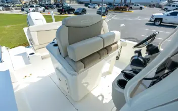 Thumbnail von Boston Whaler 270 Dauntless