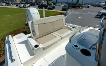Thumbnail von Boston Whaler 270 Dauntless