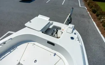 Thumbnail von Boston Whaler 270 Dauntless