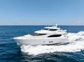 Thumbnail von Hatteras 80 Enclosed Bridge Skylounge