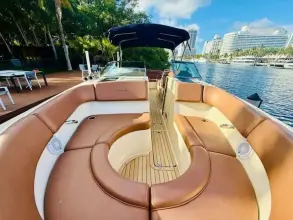 Thumbnail von Chris-Craft Launch 32