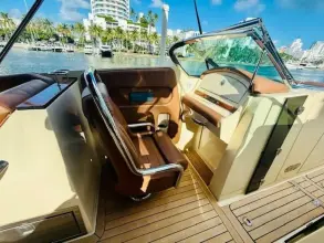 Thumbnail von Chris-Craft Launch 32