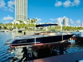 Thumbnail von Chris-Craft Launch 32