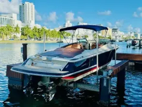 Thumbnail von Chris-Craft Launch 32