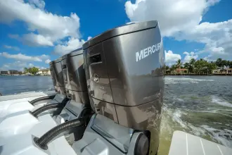 Thumbnail von Azimut 48