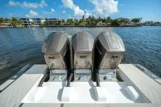 Thumbnail von Azimut 48