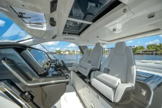 Thumbnail von Azimut 48