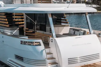 Thumbnail von Azimut Magellano 25M