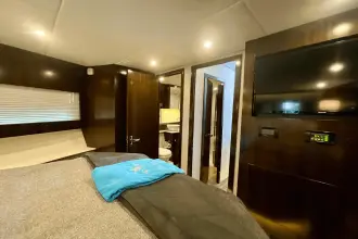 Thumbnail von Cruisers Yachts 46 Cantius