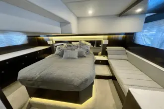 Thumbnail von Cruisers Yachts 46 Cantius