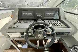 Thumbnail von Cruisers Yachts 46 Cantius