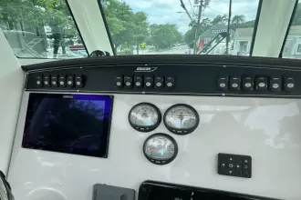Thumbnail von Boston Whaler 25 Outrage