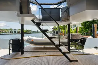 Thumbnail von McConaghy Mc60 Noble House