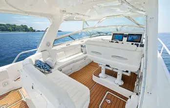 Thumbnail von Intrepid 430 Sport Yacht Lil' Sumpin II