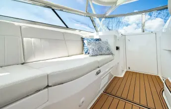 Thumbnail von Intrepid 430 Sport Yacht Lil' Sumpin II