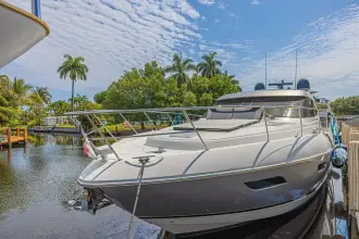 Thumbnail von Riviera 6000 Sport Yacht