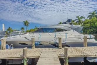 Thumbnail von Riviera 6000 Sport Yacht