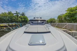 Thumbnail von Riviera 6000 Sport Yacht