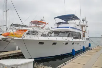 Lien Hwa 47 Elegant MKII Motoryacht OCEANIA