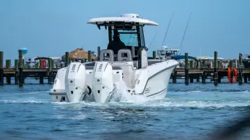 Thumbnail von Boston Whaler 280 Outrage
