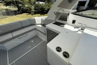 Thumbnail von Cruisers Yachts 38 GLS