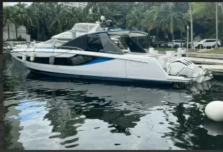 Thumbnail von Azimut 42 V&V