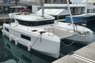Lagoon 38 Lagoon38CatamaranOnOrder