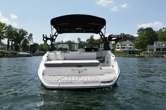 Thumbnail von Sea Ray SDX 230 Surf