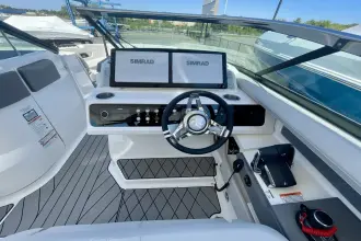Thumbnail von Sea Ray SLX 310 Outboard