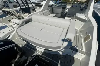 Thumbnail von Sea Ray SLX 310 Outboard