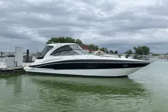 Cruisers Yachts 360