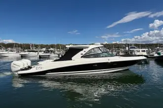 Sea Ray SLX 350 Outboard