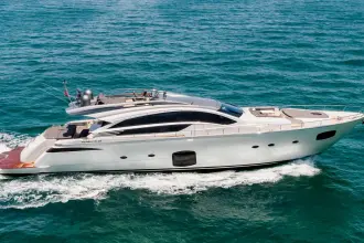 Pershing 82