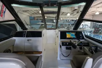 Thumbnail von Boston Whaler 330 Vantage