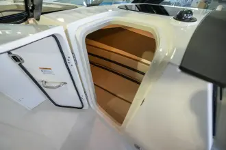 Thumbnail von Boston Whaler 330 Vantage