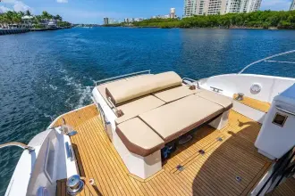 Thumbnail von Azimut 50