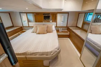 Thumbnail von Azimut 50
