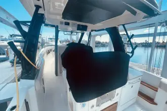Thumbnail von Boston Whaler 350 Realm