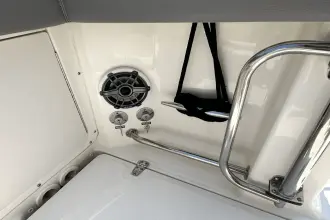 Thumbnail von Boston Whaler 330 Outrage